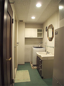 bathroom6.jpg